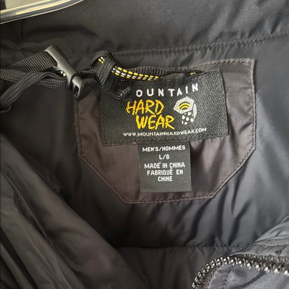 Mountain Hardwear Black Men's Down Jacket (Subzero) - Picture 2 of 13